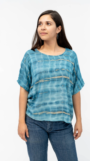 BLUSA TIE DYE AZUL CLARO